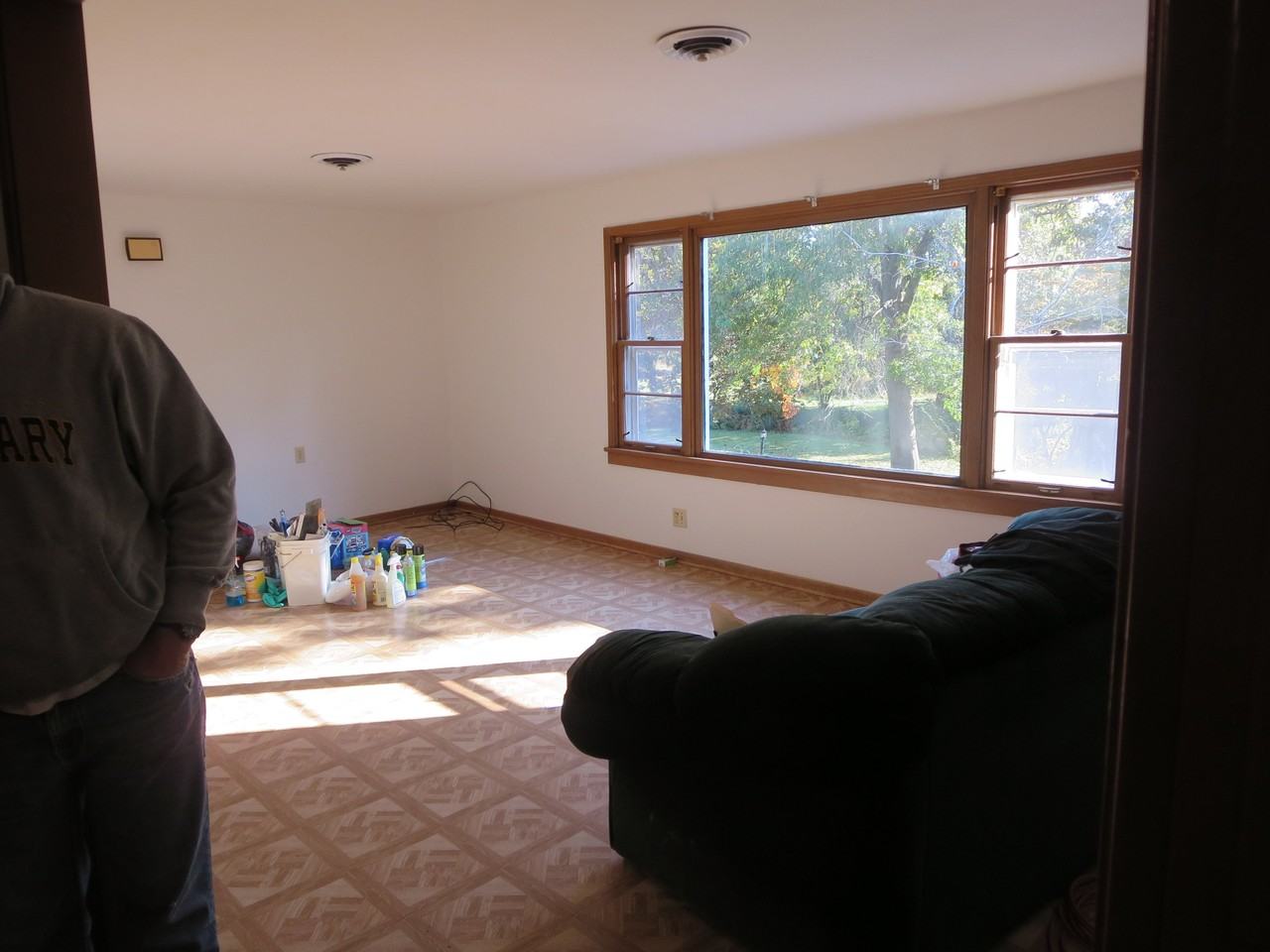11309 Bennington Ave - Photo 2 of 5