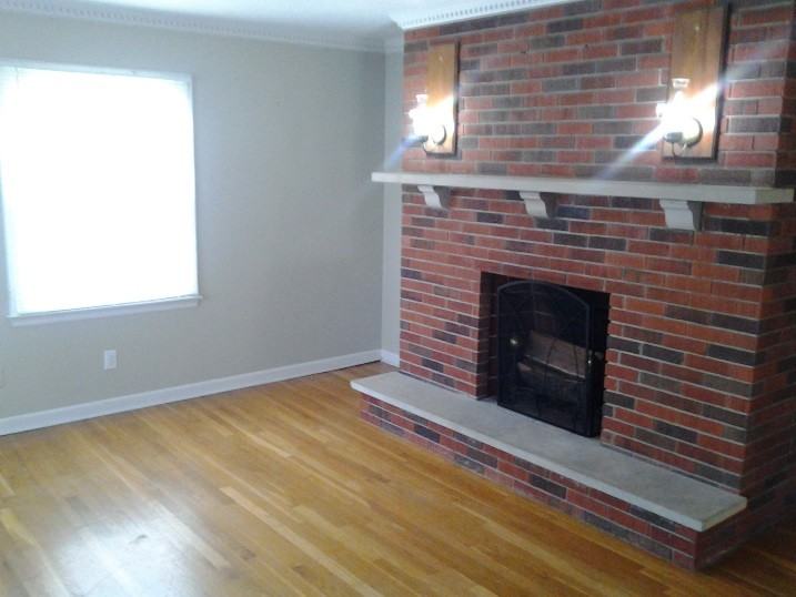 118 E 9th St - Photo 2 of 13