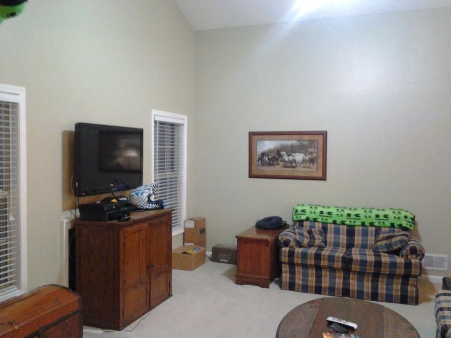 181 Preakness Dr - Photo 2 of 10