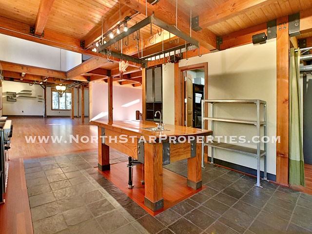 14037 NW Country Woods Ln - Photo 3 of 32