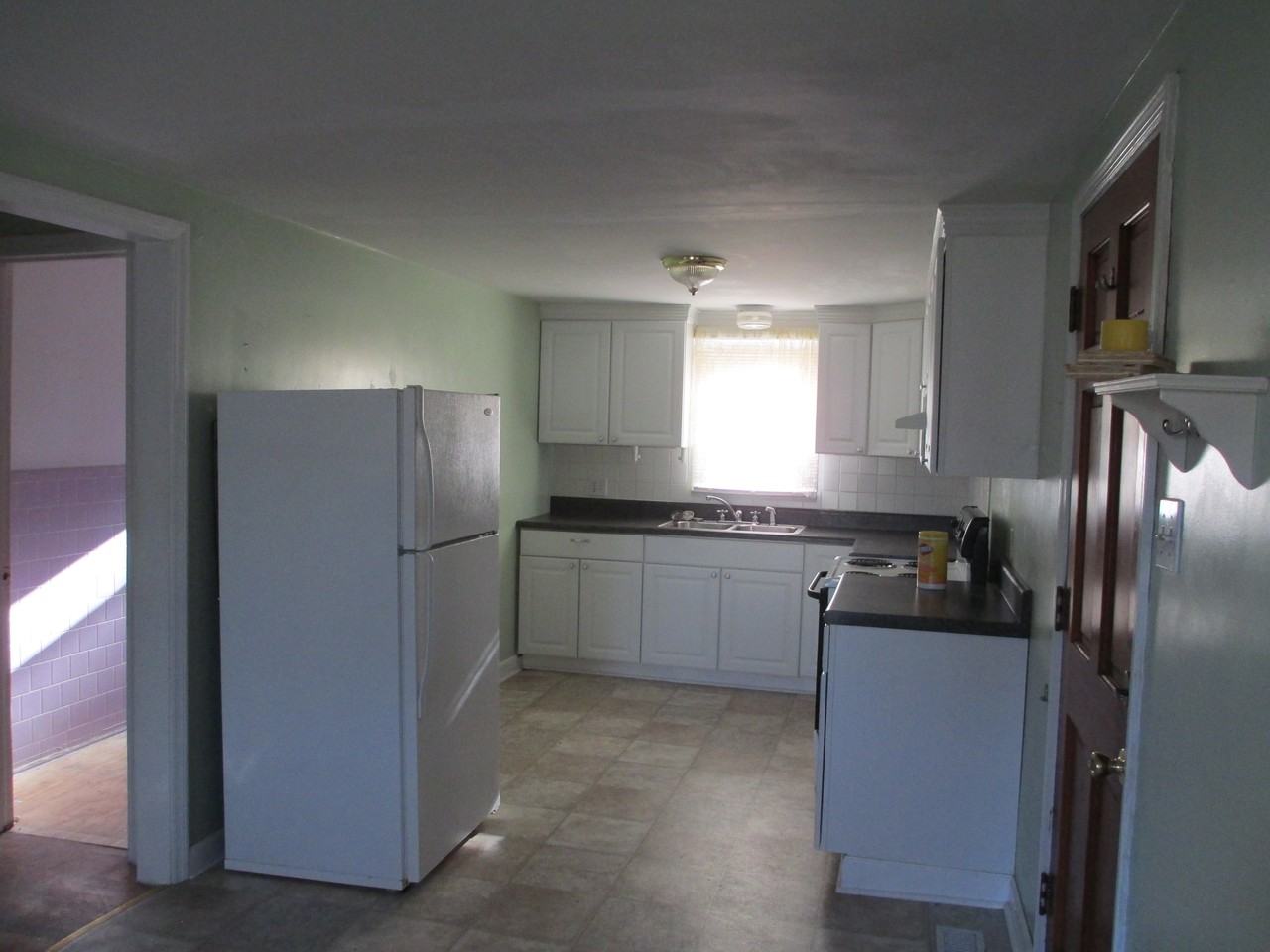 103 Wilcox St - Photo 2 of 6