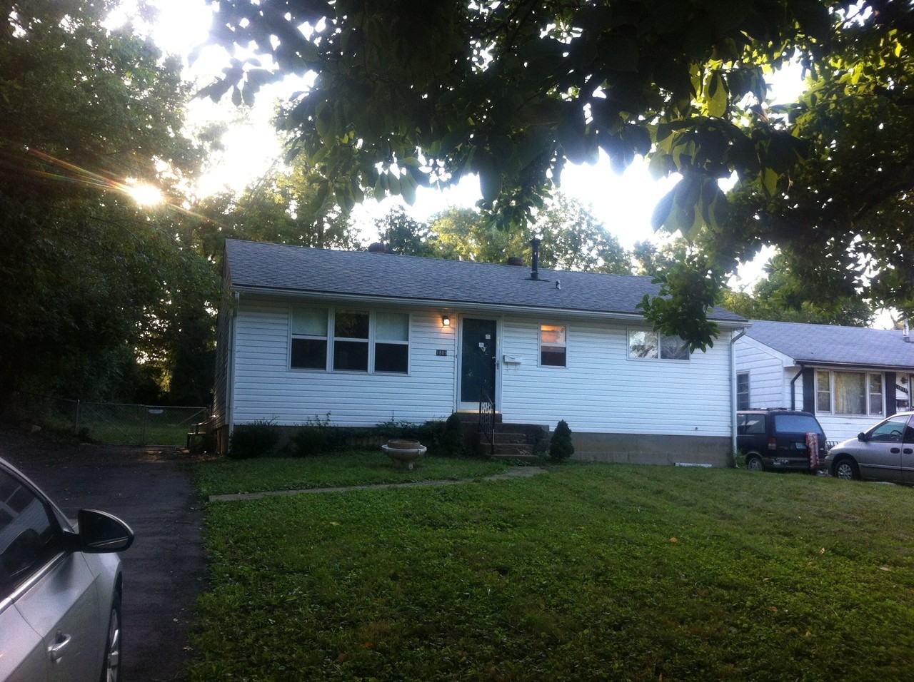 1809 Ferguson Ave - Photo 2 of 9