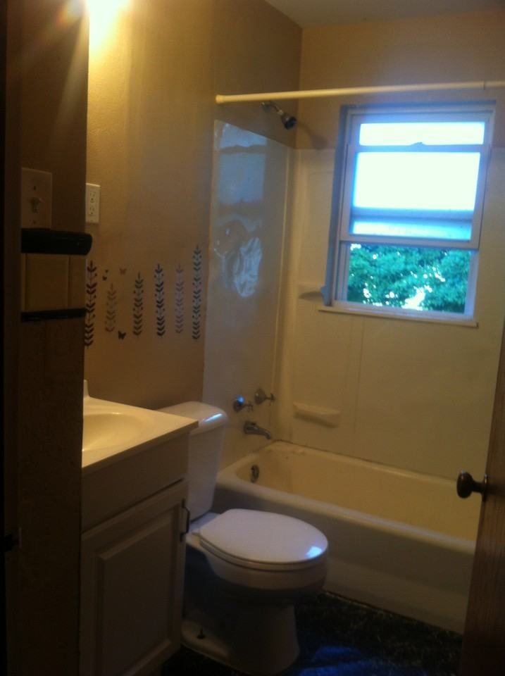 1809 Ferguson Ave - Photo 3 of 9