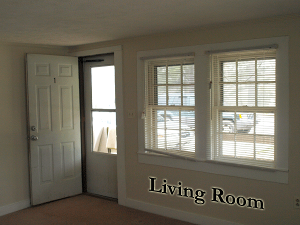 1364 Crescent Drive - Photo 2 of 12