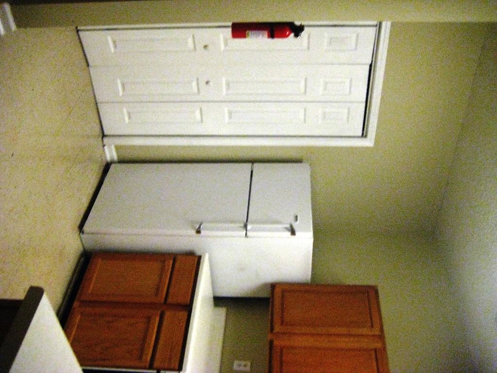 301 West Thomas Street - Photo 2 of 19