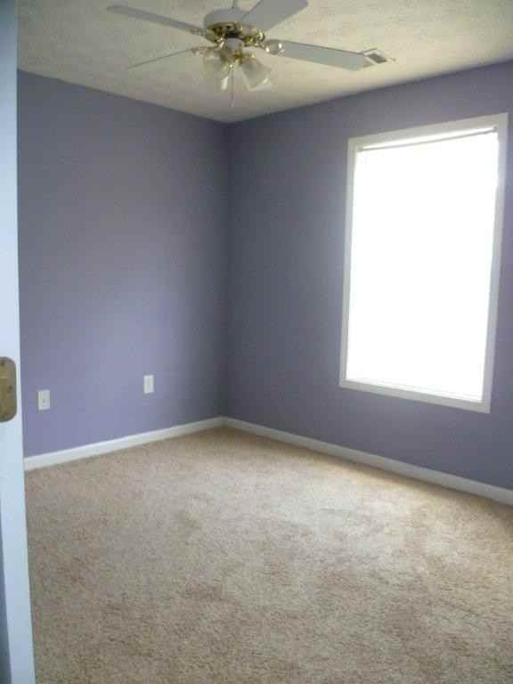 201 Logans Dr SE - Photo 3 of 15