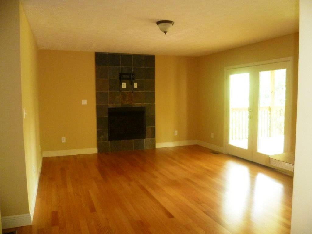 299 Jamesway Dr - Photo 2 of 32