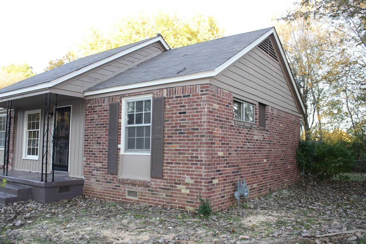 4612 Newton Dr - Photo 2 of 13