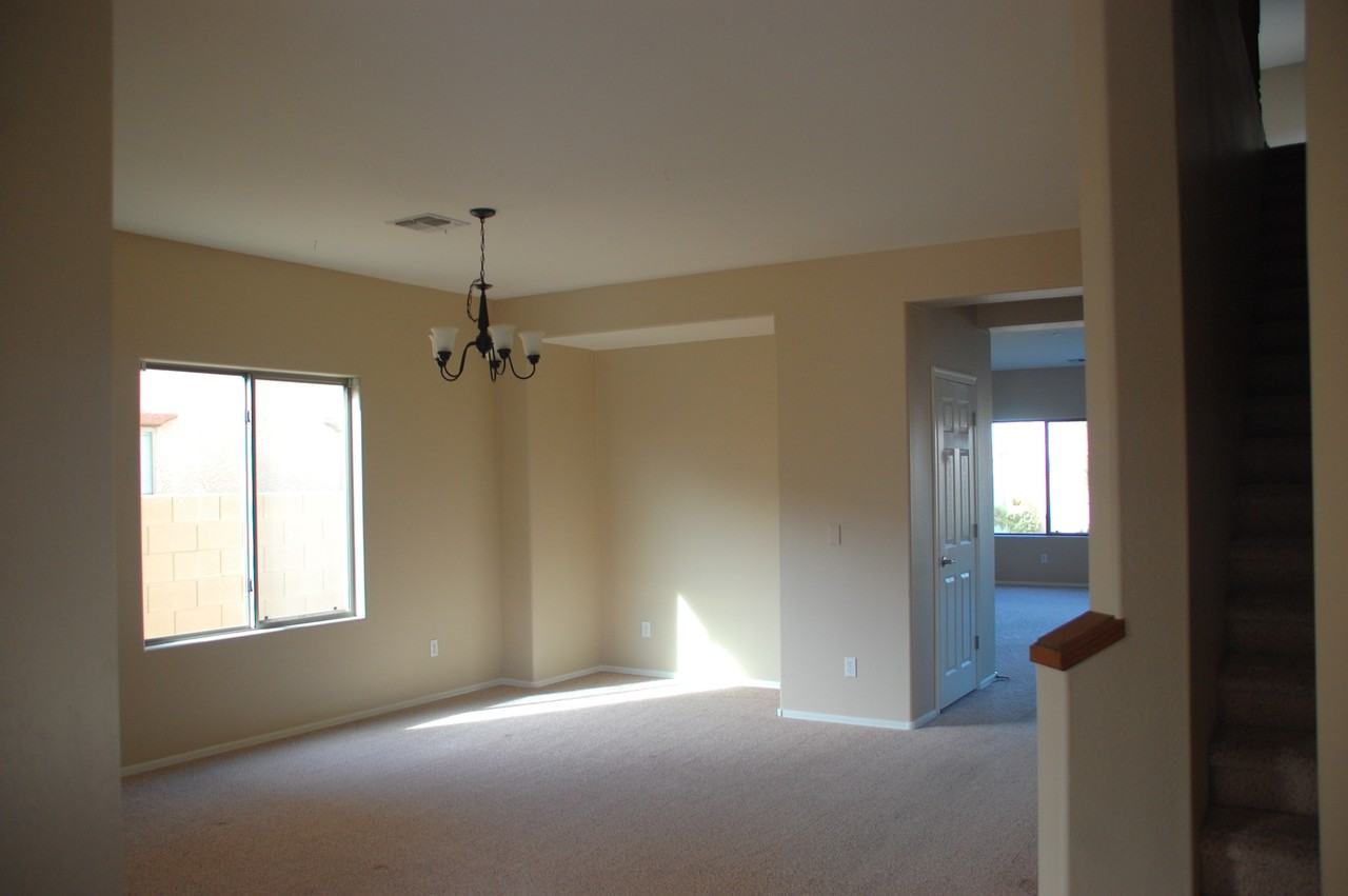 5308 W Fawn Dr - Photo 3 of 17