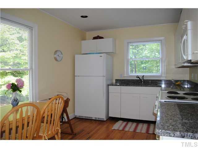 114 Channing Ln - Photo 3 of 9