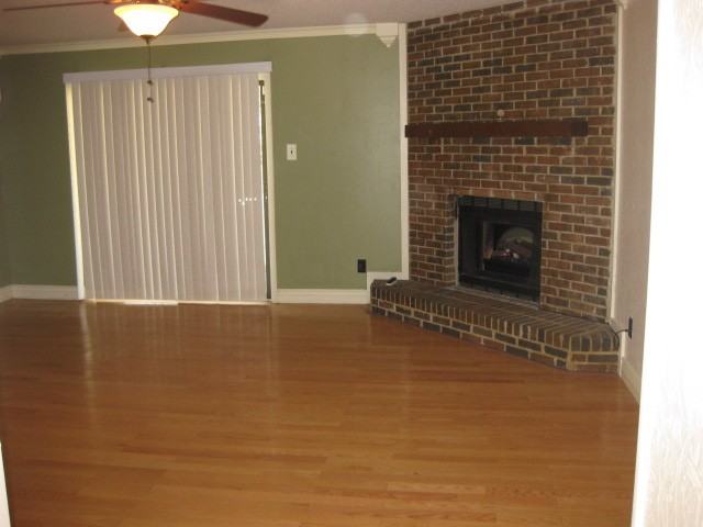 5710 Green Hill Ct - Photo 3 of 10