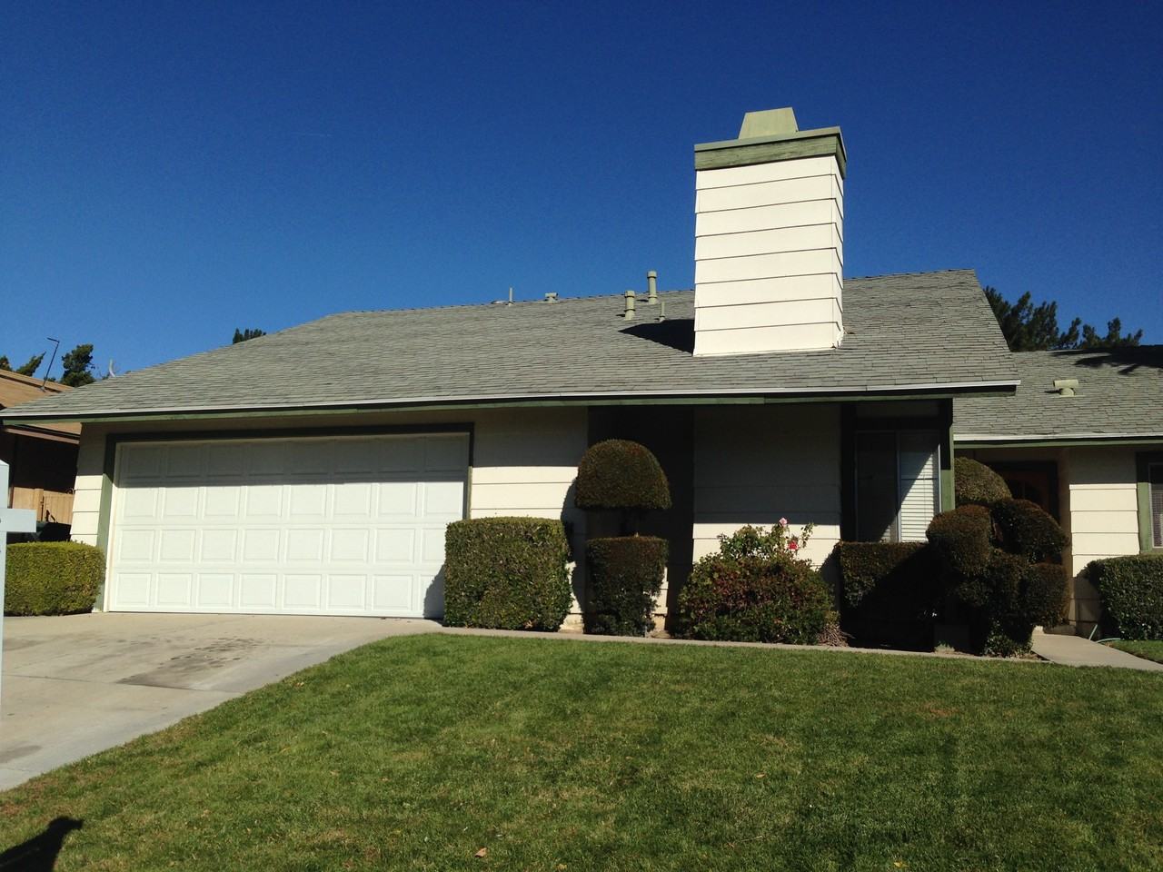 1498 Creekside Dr - Photo 3 of 3