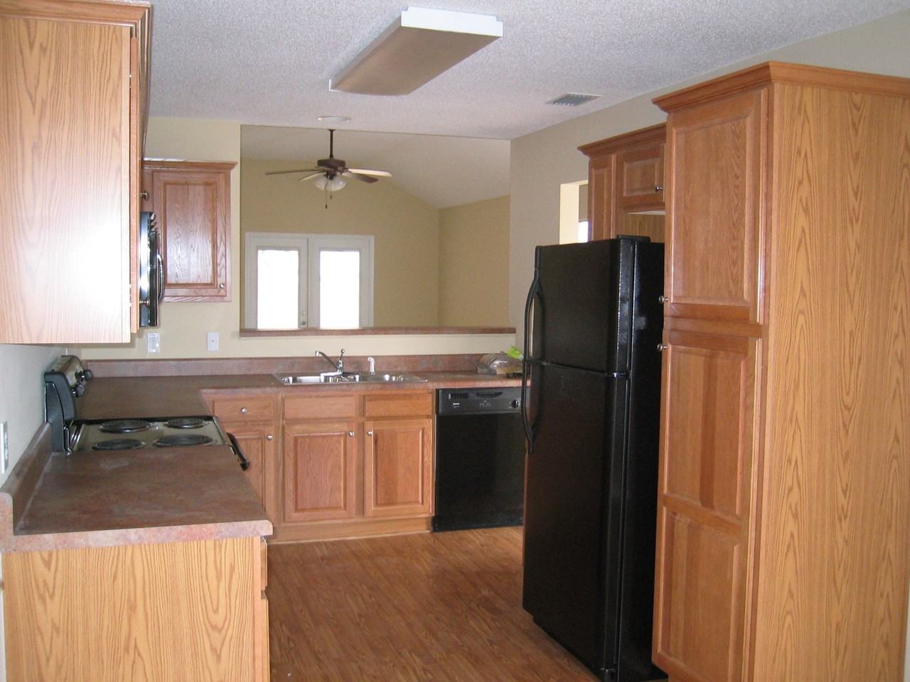 1854 Harrington Way - Photo 2 of 7