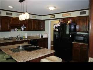 9215 Shiloh Dr - Photo 2 of 12