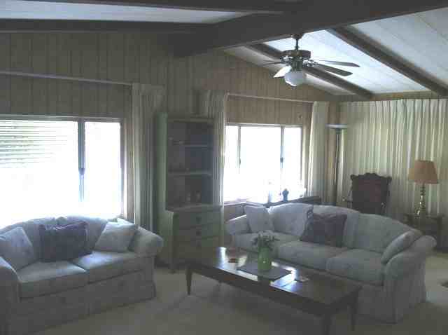 10670 N Ranier Ave - Photo 3 of 12