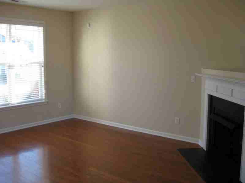 209 Haywood Ln - Photo 2 of 22