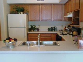 950 Sherman Street - Photo 3 of 11