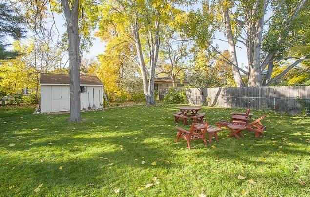 511 Del Clair Rd - Photo 2 of 19