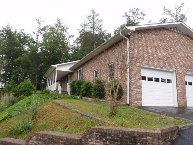 34 Andrews Rd - Photo 2 of 10