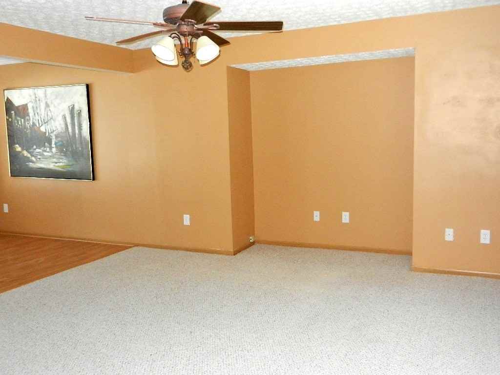 5392 Glendalough St - Photo 3 of 15