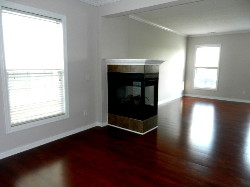 8260 Griswold Dr - Photo 3 of 15