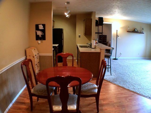 60 View Terrace Dr - Photo 2 of 9