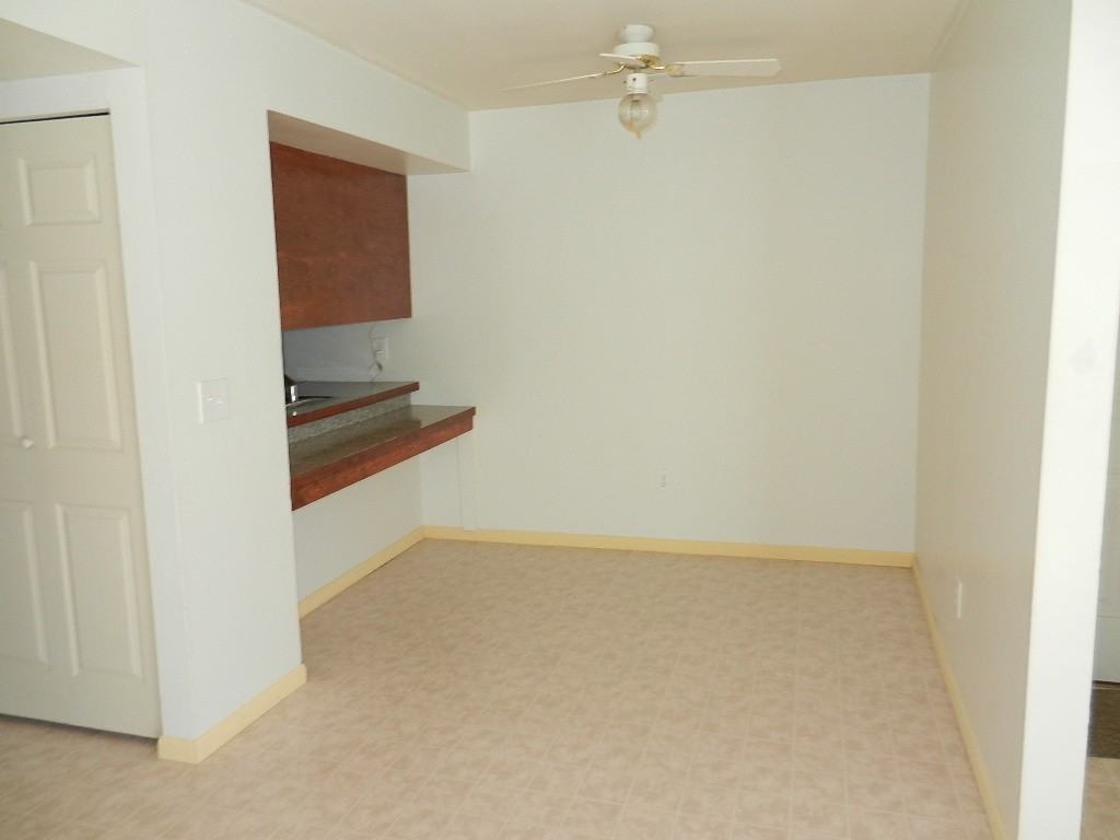 4645 Merrimar Cir E - Photo 3 of 14