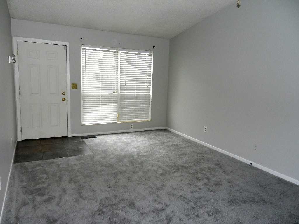 855 Pineway Dr - Photo 3 of 11