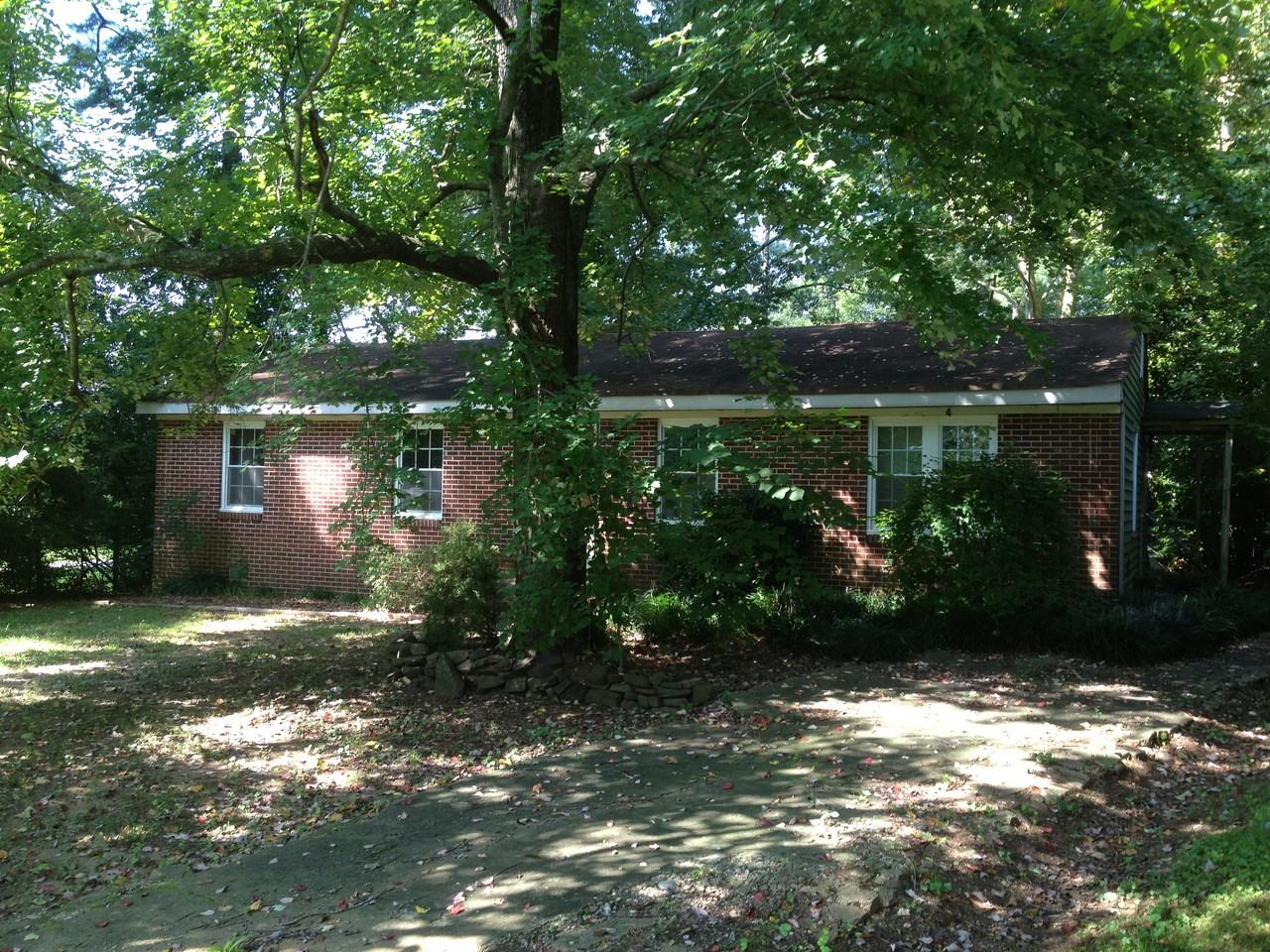 1700 Cherokee Rd - Photo 3 of 3
