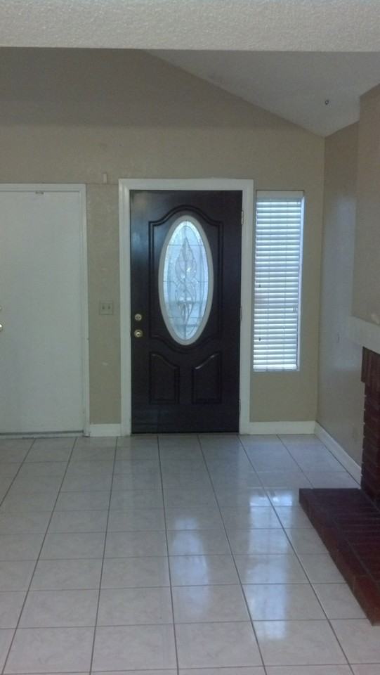 16202 Fairfax Ave - Photo 3 of 8