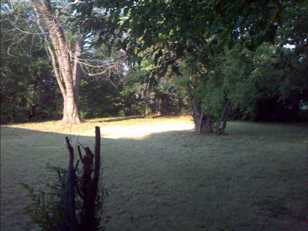 2466 N New Haven Ave - Photo 3 of 3