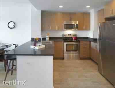 Embankment House - Photo 3 of 24