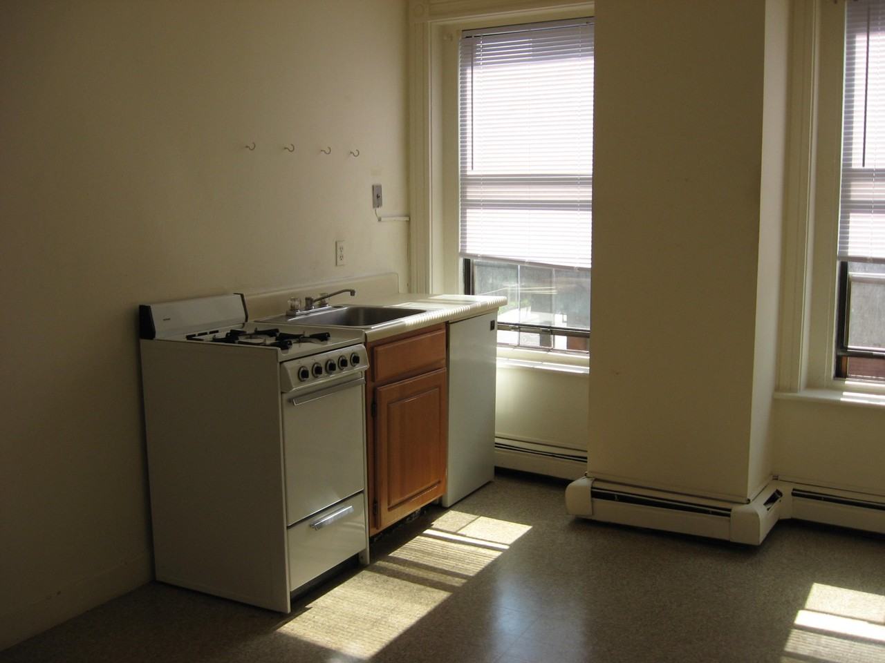 5 Union Ave - Photo 2 of 3