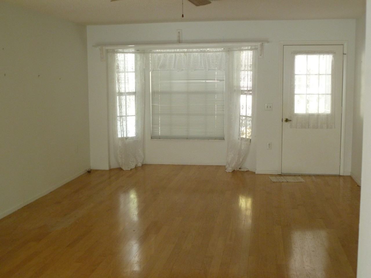 6234 Burning Tree Ln - Photo 2 of 5