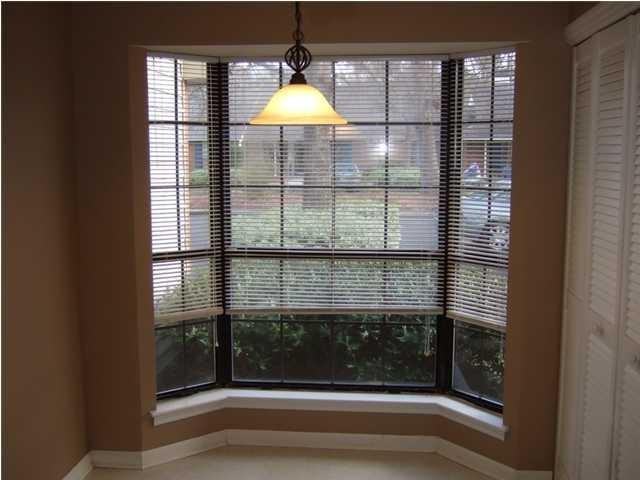 56 Indigo Ln - Photo 3 of 6