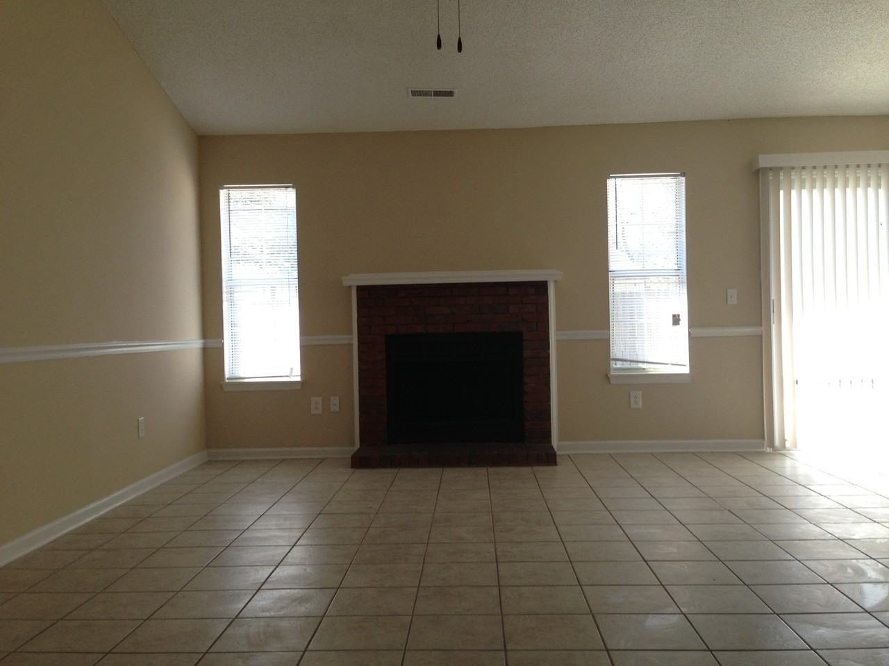 101 Westerly Pl - Photo 3 of 18