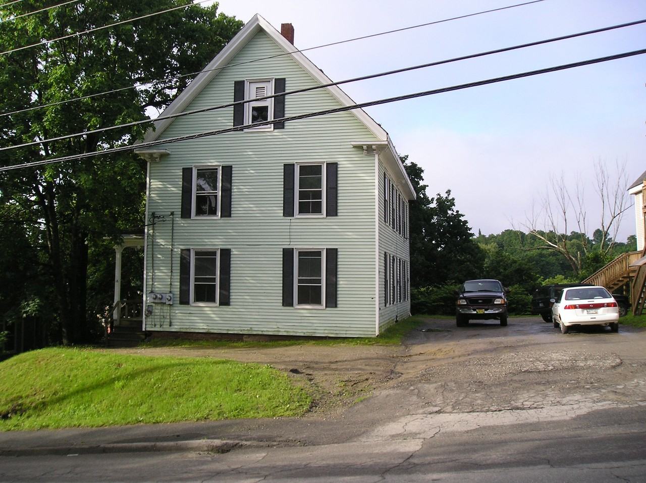 16 Highland Ave - Photo 2 of 5