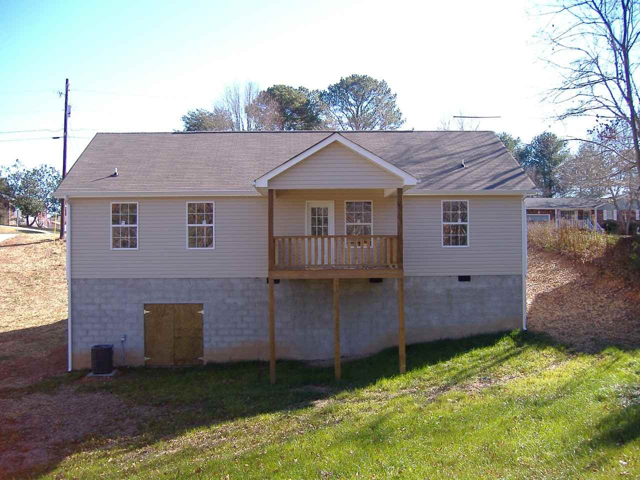 183 Stokely Dr - Photo 2 of 10