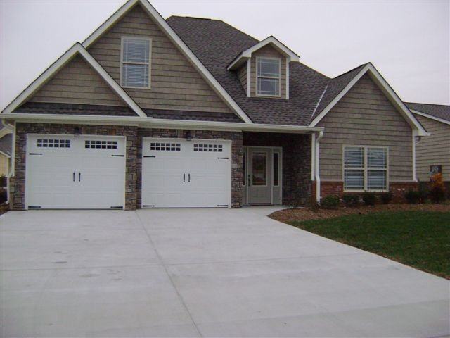 5010 Redvine Way - Photo 2 of 30