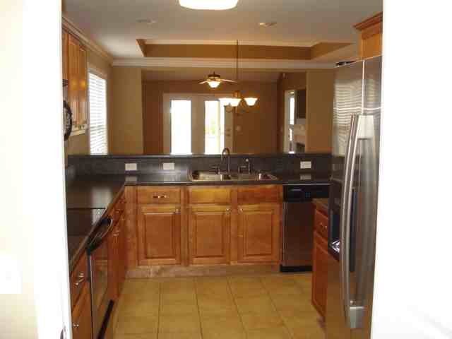 18 Fieldstone Viilage Dr - Photo 3 of 9