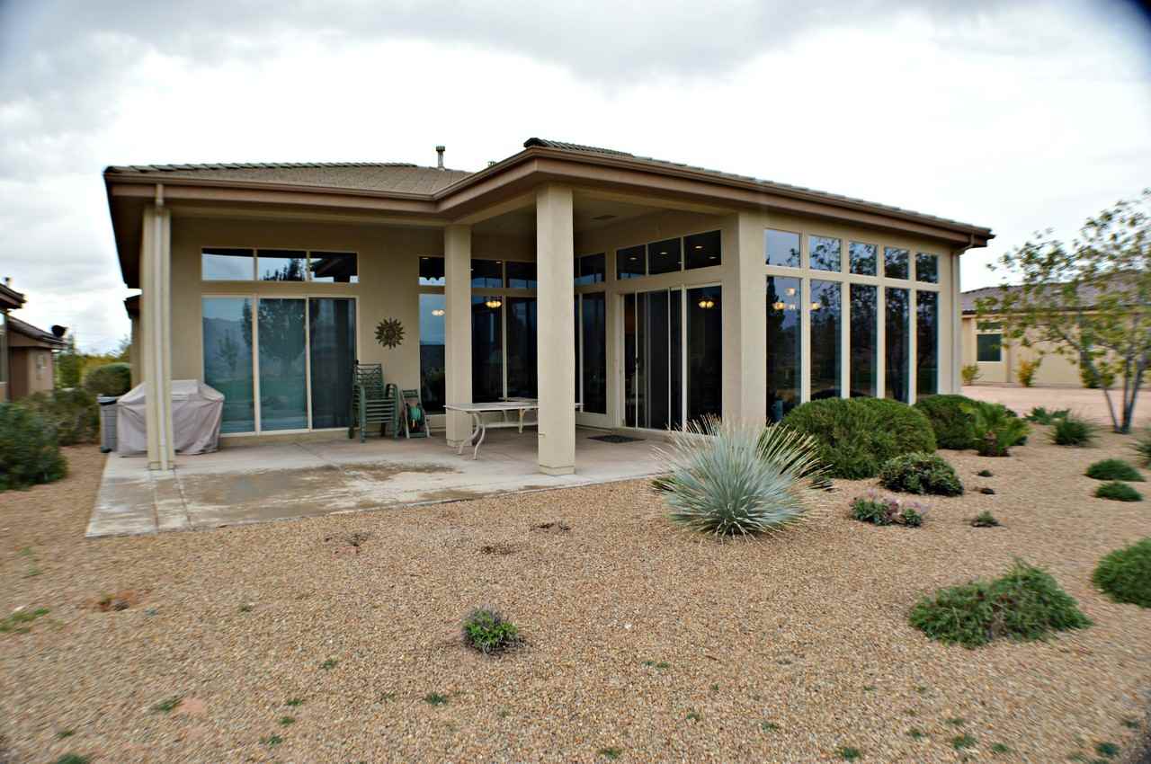 2114 Azzurro Dr - Photo 3 of 13