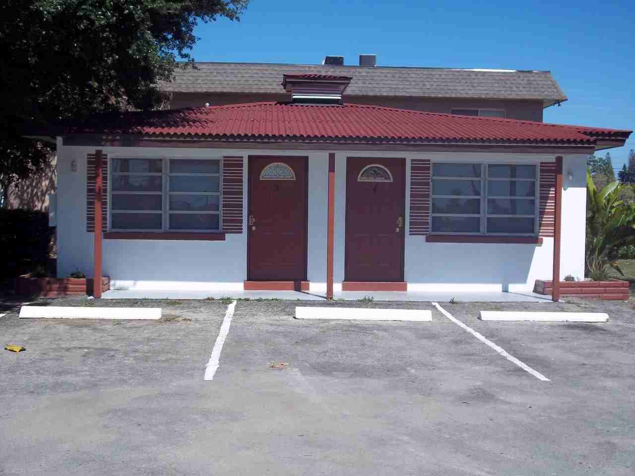 2057 Linhart Avenue - Photo 3 of 6