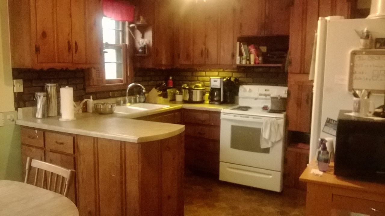 2806 Dunmore Dr - Photo 2 of 8