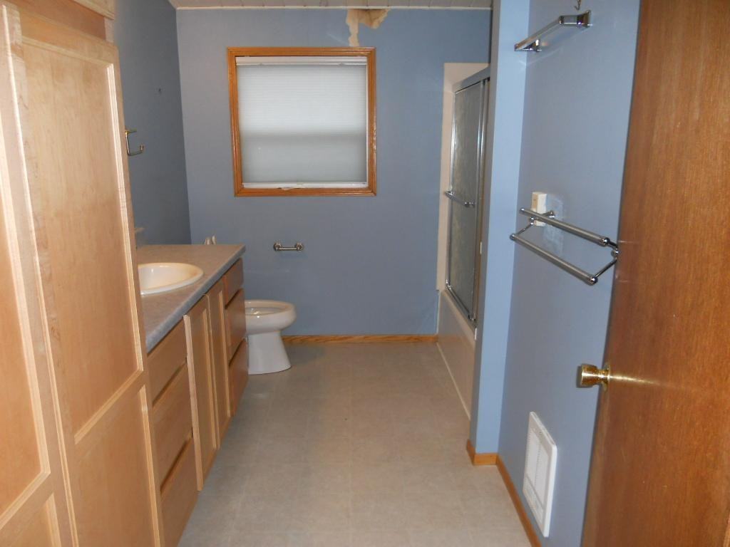 114 Rogers St NW - Photo 3 of 9