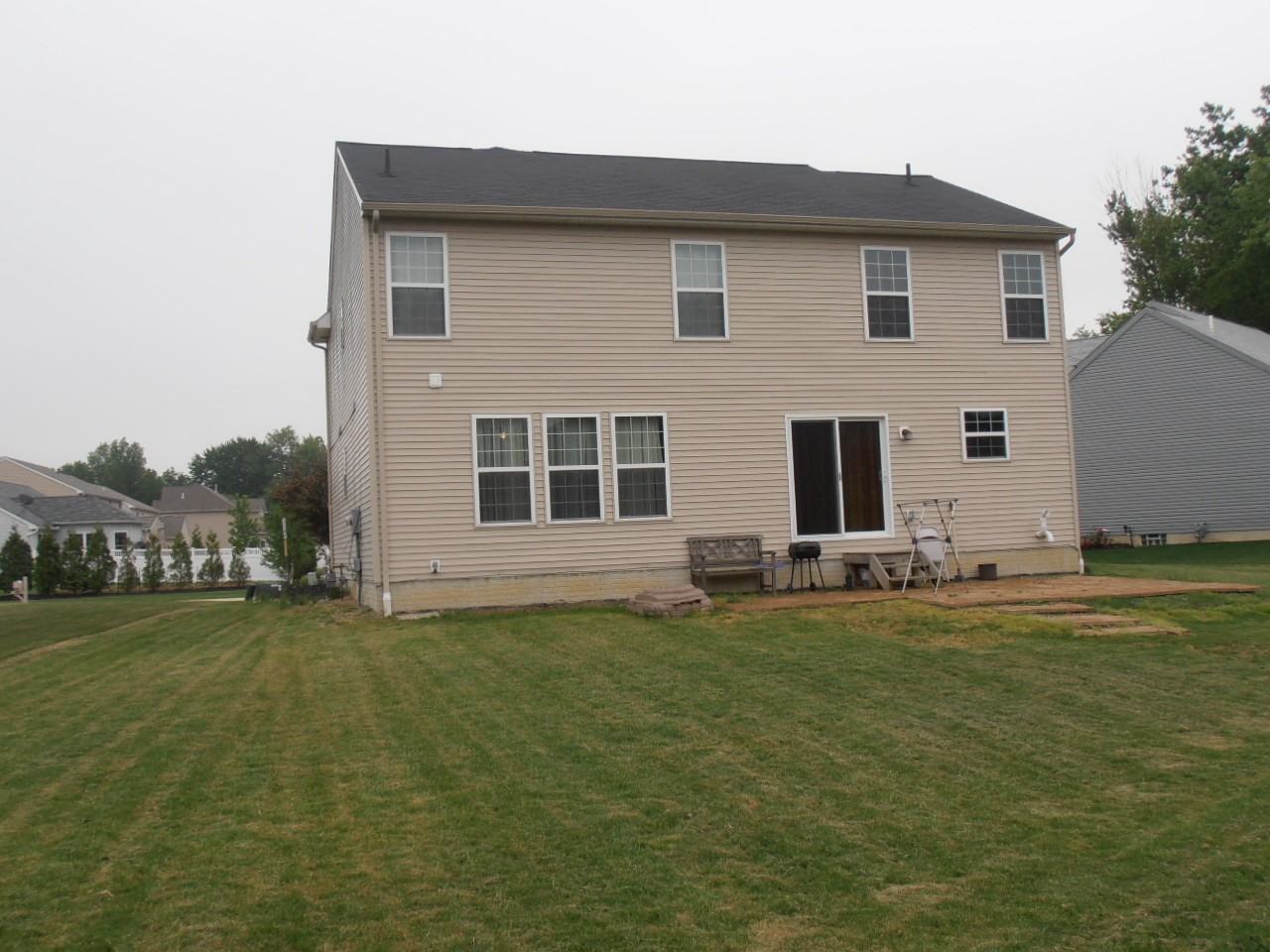 1516 Peach Dr - Photo 2 of 22