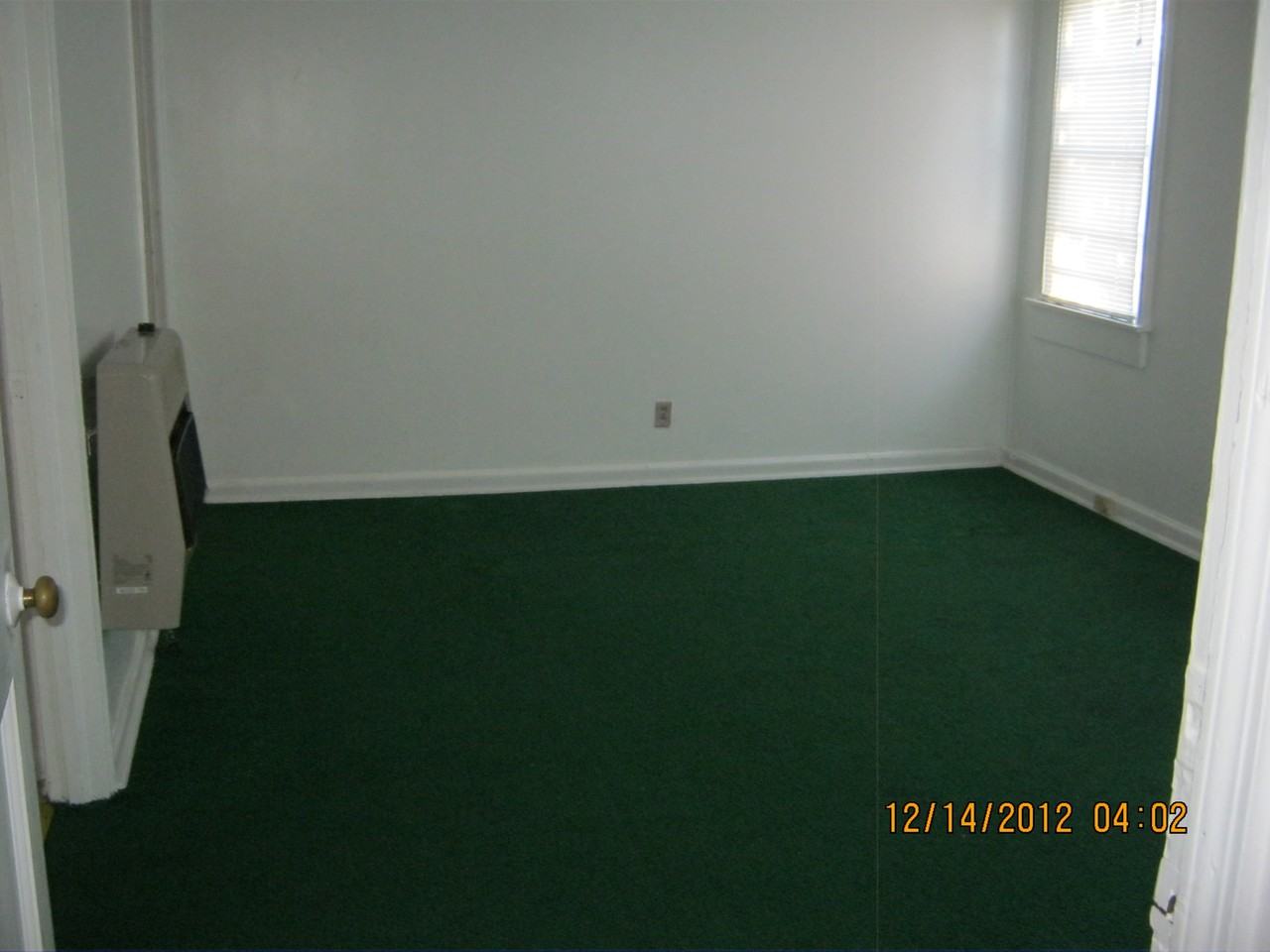 706 Hillhouse St - Photo 2 of 6