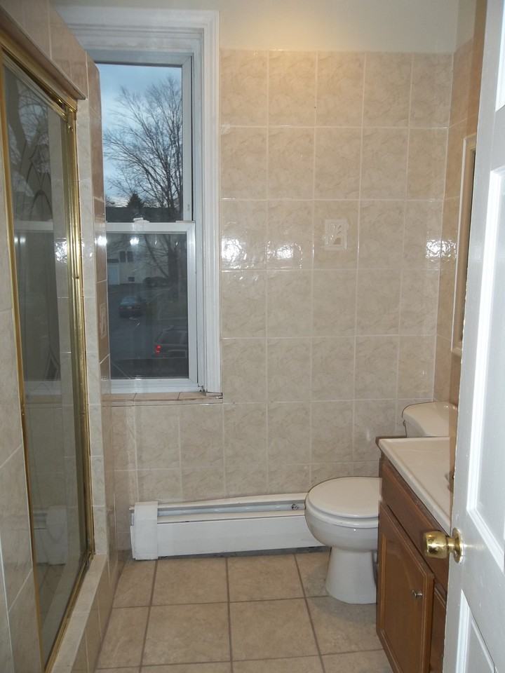 21 Crowninshield St. - Photo 3 of 8