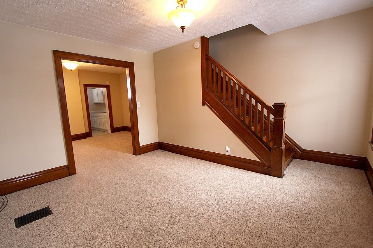 884 E. Whittier St. - Photo 2 of 4