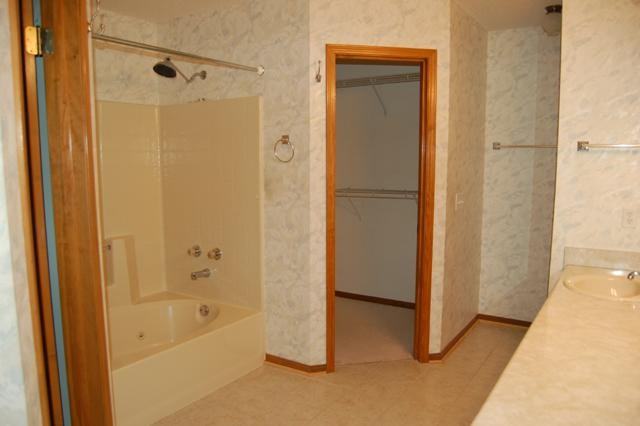 2056 Reef St - Photo 3 of 10