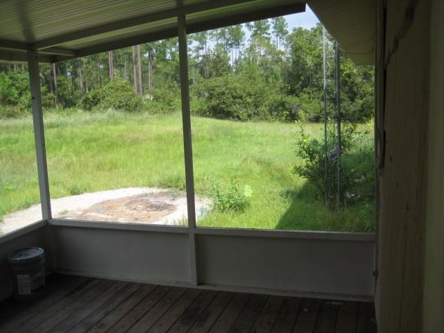 2930 Forest Park St - Photo 3 of 11